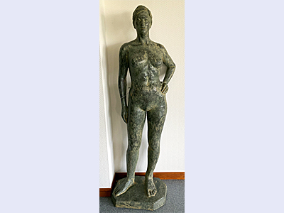 ��������